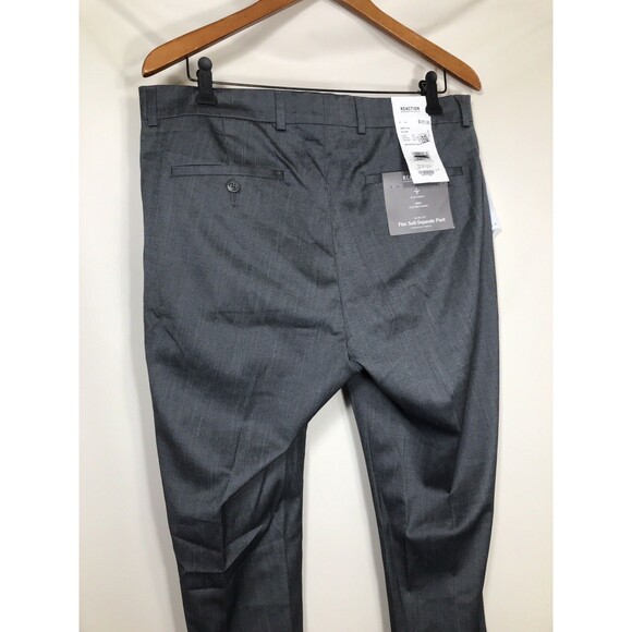 Kenneth Cole Reaction Men's 34 x 34 Slim Grey Flat Front Dress Pants - Picture 8 of 11